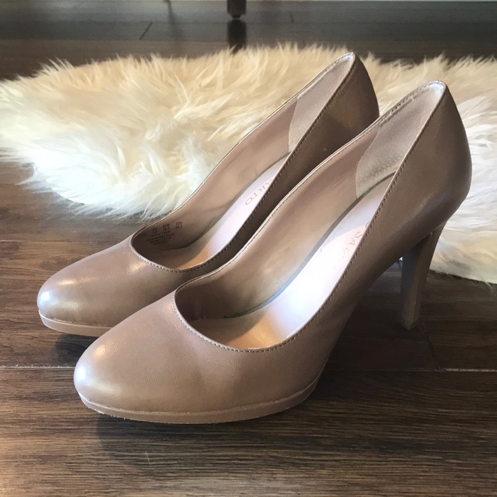 Franco Sarto Tan Heels